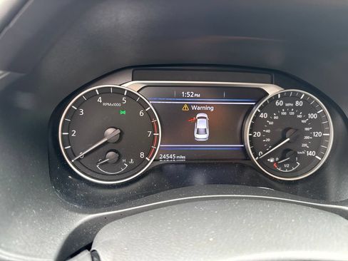 Certified 2023 Nissan Altima 2.5 SR FWD image 9