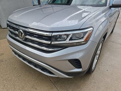 Used 2022 Volkswagen Atlas Cross Sport SE AWD/4WD image 18