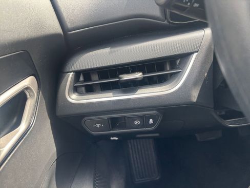 Used 2025 Kia K4 FWD image 33