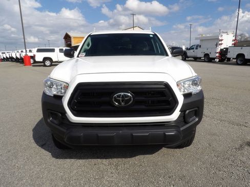 Used 2021 Toyota Tacoma SR5 image 12