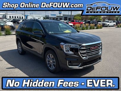 Used 2024 GMC Terrain SLT w/ Infotainment Package II
