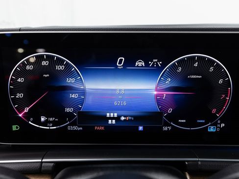 Used 2025 Mercedes-Benz GLS 580 4MATIC image 14