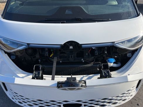 New 2025 Volkswagen ID. Buzz Pro S image 11