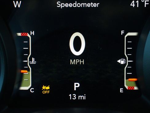 New 2026 Jeep Wrangler Unlimited Rubicon w/ Technology Group image 13