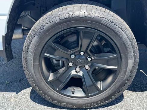 Used 2023 RAM 1500 Big Horn AWD/4WD image 6