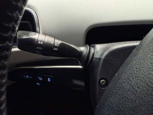 Used 2017 Toyota Prius Four Touring w/ Premium Convenience Package FWD image 16