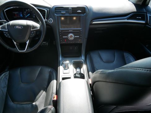 Used 2017 Ford Fusion Titanium image 10
