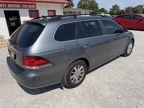 Used 2014 Volkswagen Jetta SE FWD image 3