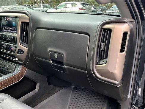 Used 2018 GMC Sierra 1500 Denali image 17