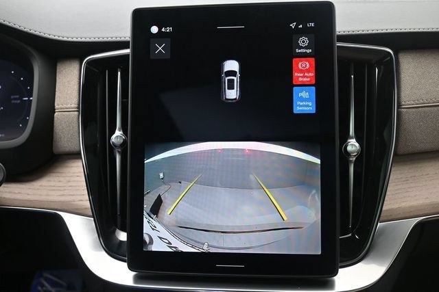 Certified 2026 Volvo XC90 T8 Core w/ Protection Package Premier AWD/4WD image 12