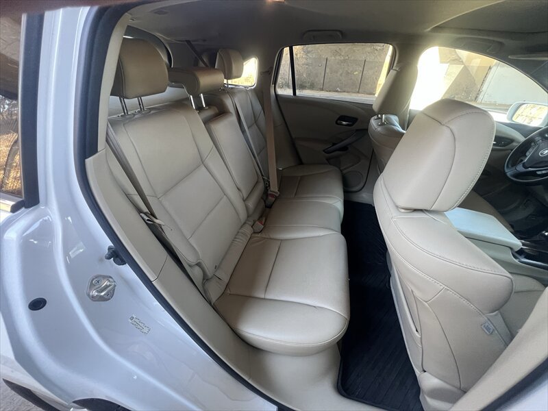 Used 2015 Acura RDX w/ Technology Package FWD image 26