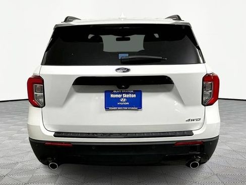 Used 2023 Ford Explorer ST-Line AWD/4WD image 5