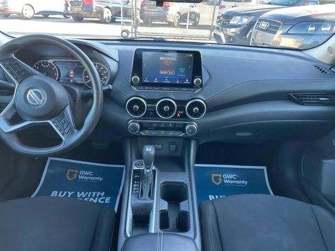 Used 2023 Nissan Sentra SV image 11