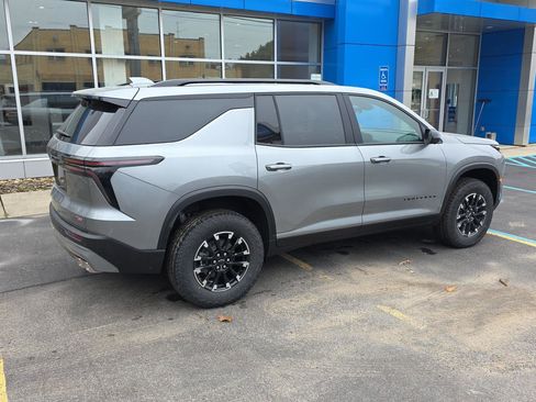 New 2026 Chevrolet Traverse Z71 image 12