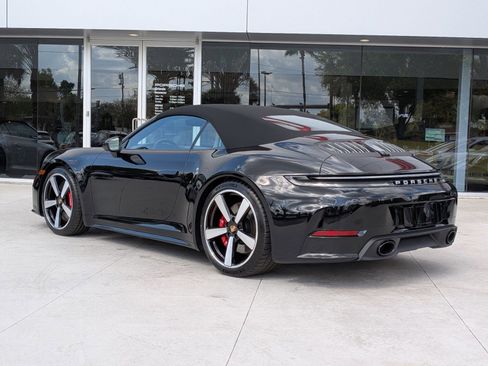 New 2026 Porsche 911 Carrera 4S image 3
