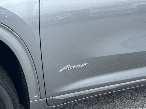 New 2025 Buick Enclave Avenir image 32