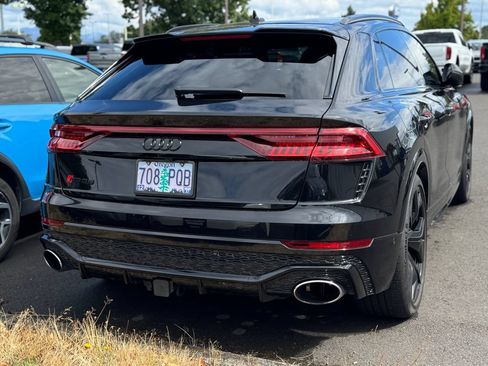 Used 2021 Audi RS Q8 w/ Luxury Package AWD/4WD image 2