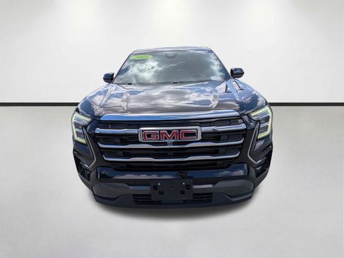 Used 2025 GMC Terrain Elevation FWD image 9