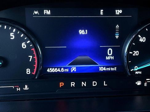 Used 2021 Ford Explorer XLT w/ Equipment Group 202A image 15