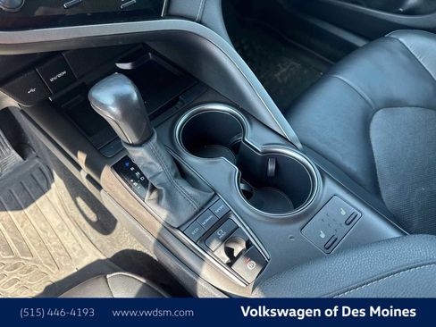 Used 2022 Toyota Camry XSE image 16