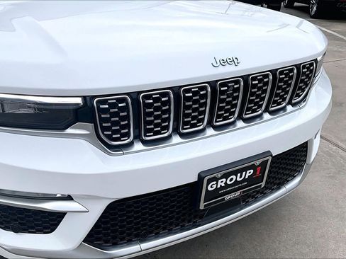 Used 2022 Jeep Grand Cherokee Summit image 29