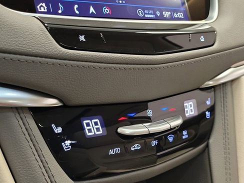 New 2026 Cadillac XT5 Premium Luxury w/ LPO, ONYX Package image 18