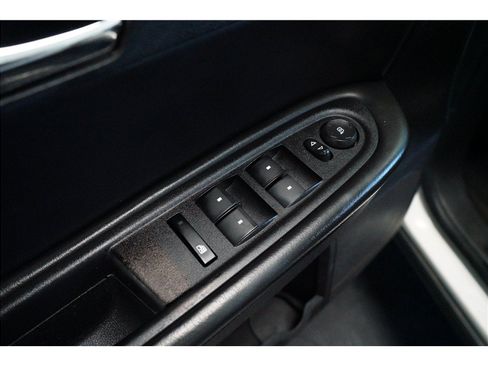 Used 2012 Chevrolet Traverse LT AWD/4WD image 17