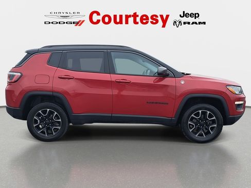 Used 2019 Jeep Compass Trailhawk w/ Cold Weather Group image 4