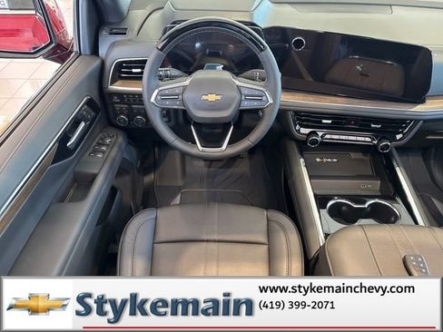 New 2026 Chevrolet Suburban High Country image 8