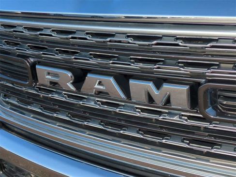 Used 2022 RAM 1500 Limited image 4