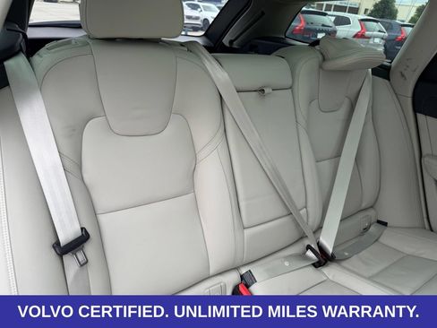 Certified 2025 Volvo V90 B6 Cross Country Ultra AWD/4WD image 32
