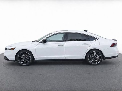 Used 2023 Honda Accord Sport image 7