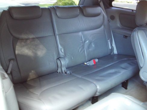 Used 2004 Toyota Sienna XLE image 24