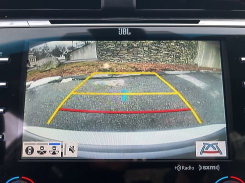 Used 2018 Toyota Camry XLE image 20