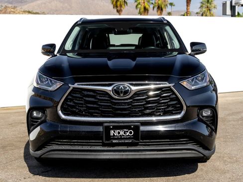 Used 2023 Toyota Highlander Limited AWD/4WD image 3