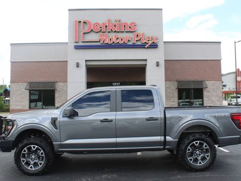 Used 2025 Ford F150 STX w/ Equipment Group 200A AWD/4WD image 9