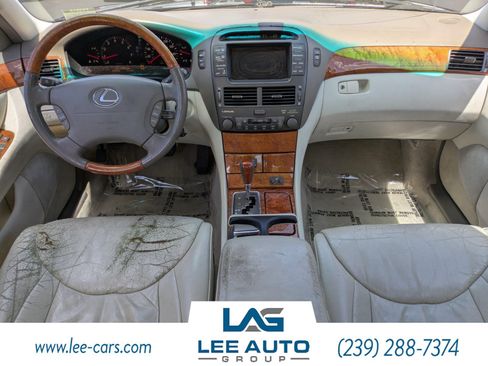 Used 2001 Lexus LS 430 RWD image 11