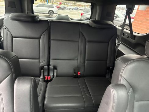 Certified 2023 Chevrolet Suburban LT image 32