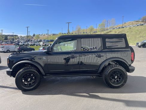 Used 2023 Ford Bronco Black Diamond image 4