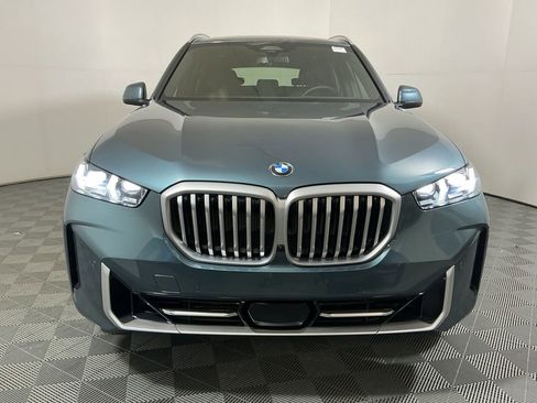 New 2026 BMW X5 xDrive40i w/ Climate Comfort Package image 3