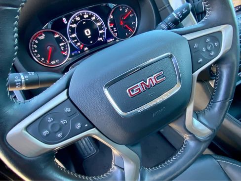 Used 2022 GMC Terrain Denali image 40
