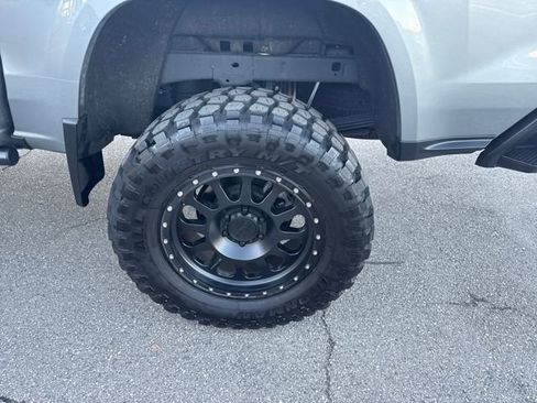 Used 2025 Chevrolet Colorado W/T w/ WT Convenience Package II image 31