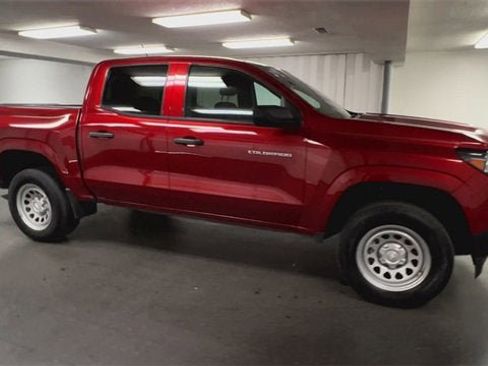 Certified 2023 Chevrolet Colorado W/T image 2