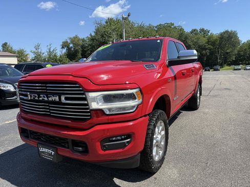 Used 2022 RAM 2500 Laramie AWD/4WD image 2