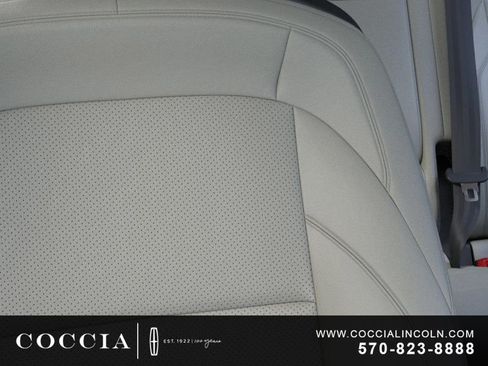 New 2026 Lincoln Nautilus Premier w/ Equipment Group 102A AWD/4WD image 16