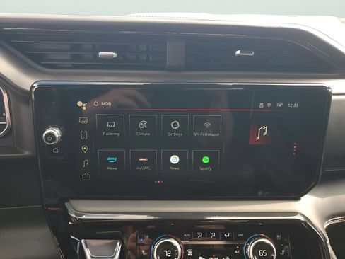 Used 2025 GMC Sierra 1500 AT4X image 37