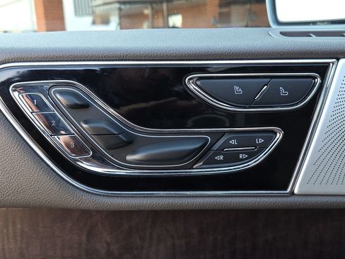 Used 2024 Lincoln Navigator Reserve image 20