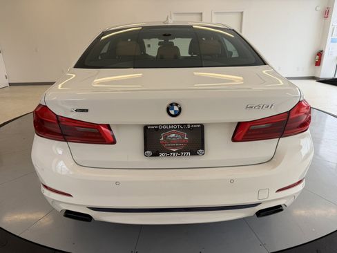 Used 2019 BMW 540i xDrive w/ Convenience Package image 6