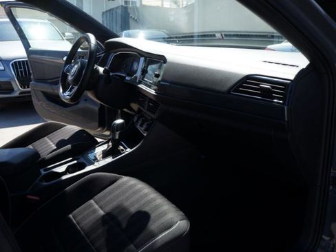 Used 2019 Volkswagen Jetta GLI image 44