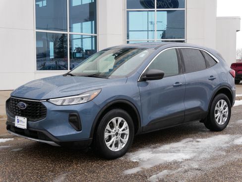 Used 2023 Ford Escape Active image 25